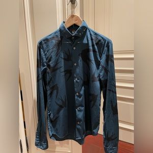 Alexander McQueen Teal Iconic Bird Motif Button Down Shirt. Size: IT 48= US:M.